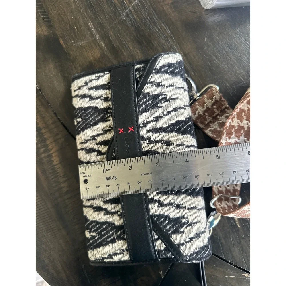 Lucky Brand Ikat Crossbody Wallet Bag Woven Black Cream Boho Adjustable Strap